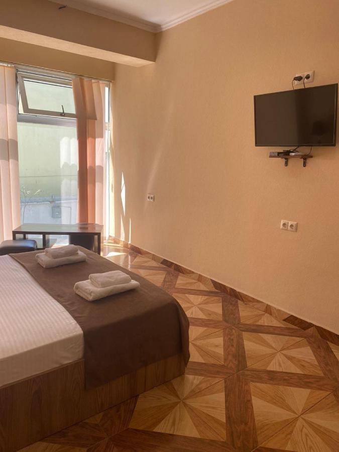 Hotel Saburtalo Roni Tbilisi Exteriér fotografie
